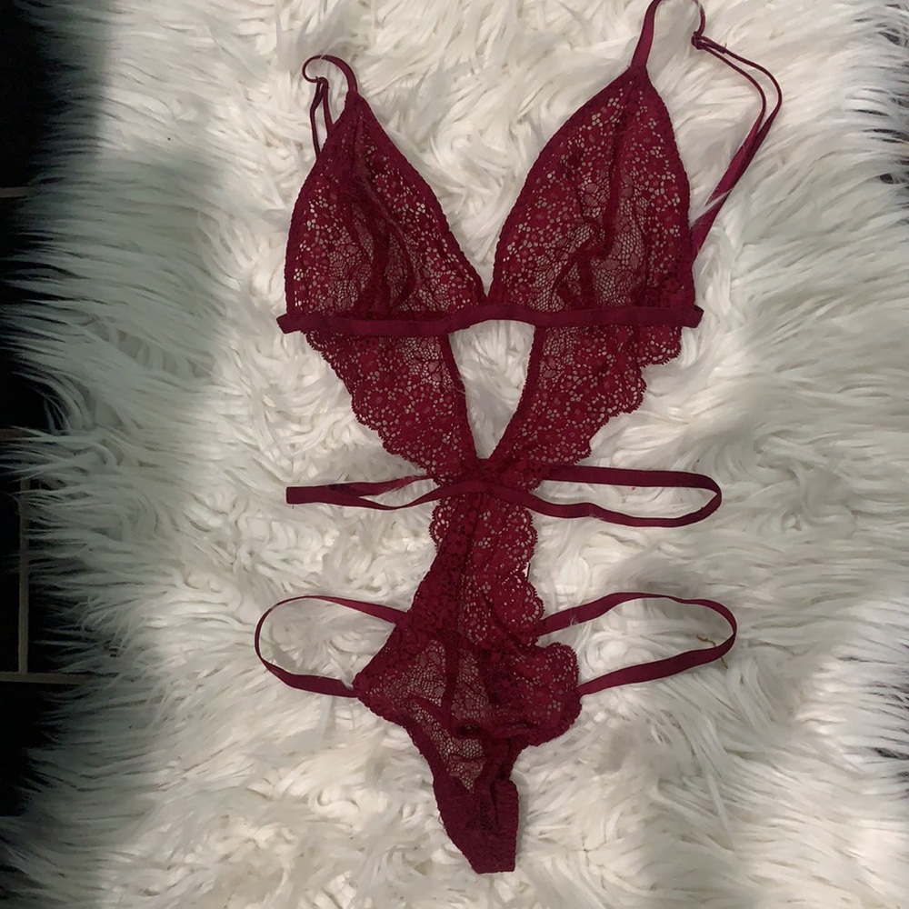 VS lace bodysuit